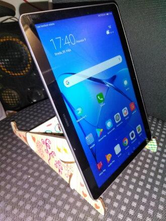 Stojan na tablet