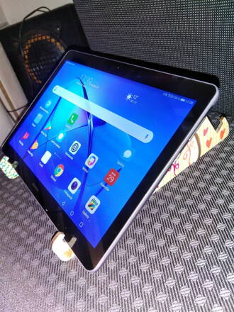 Stojan na tablet